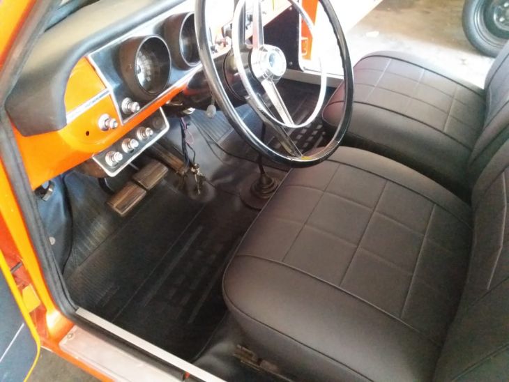 Interior Corcel I em Courvim 1